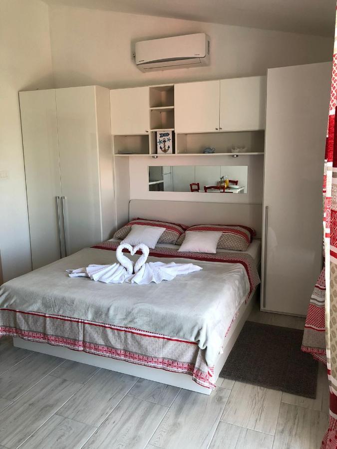 Apartmani Bolero - Obiteljski Odmor Vodice Extérieur photo