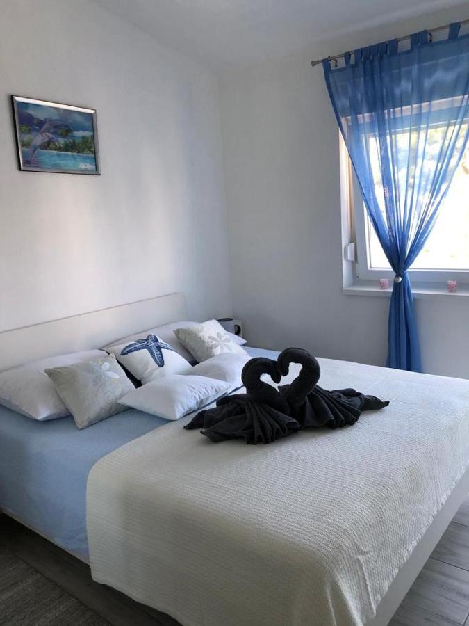Apartmani Bolero - Obiteljski Odmor Vodice Extérieur photo